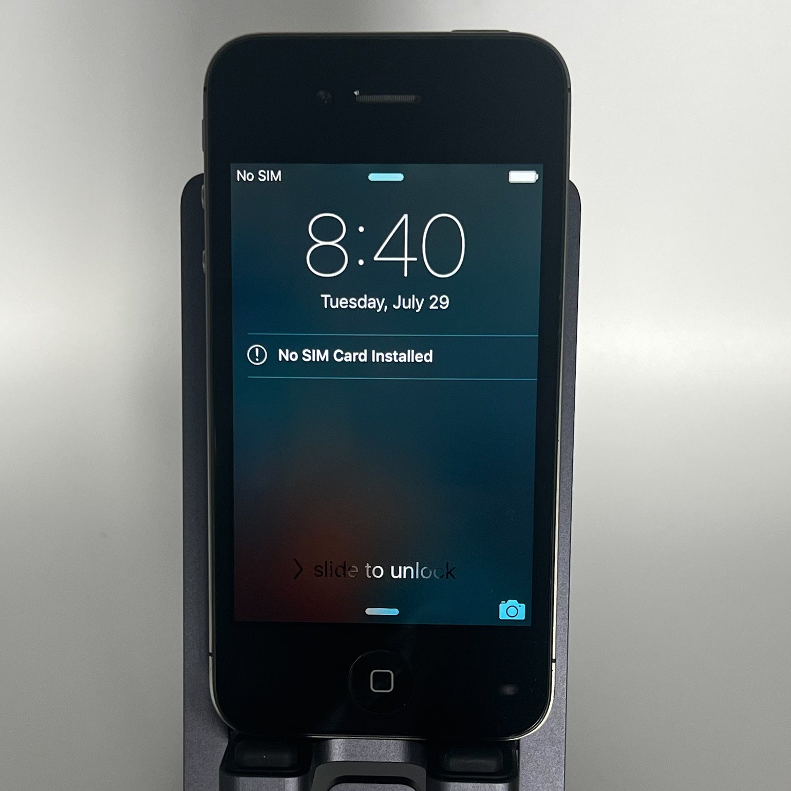 iPhone 4S - Unlocked - Works fine - 8GB - iOS 9.3.6 - NEW BATTERY