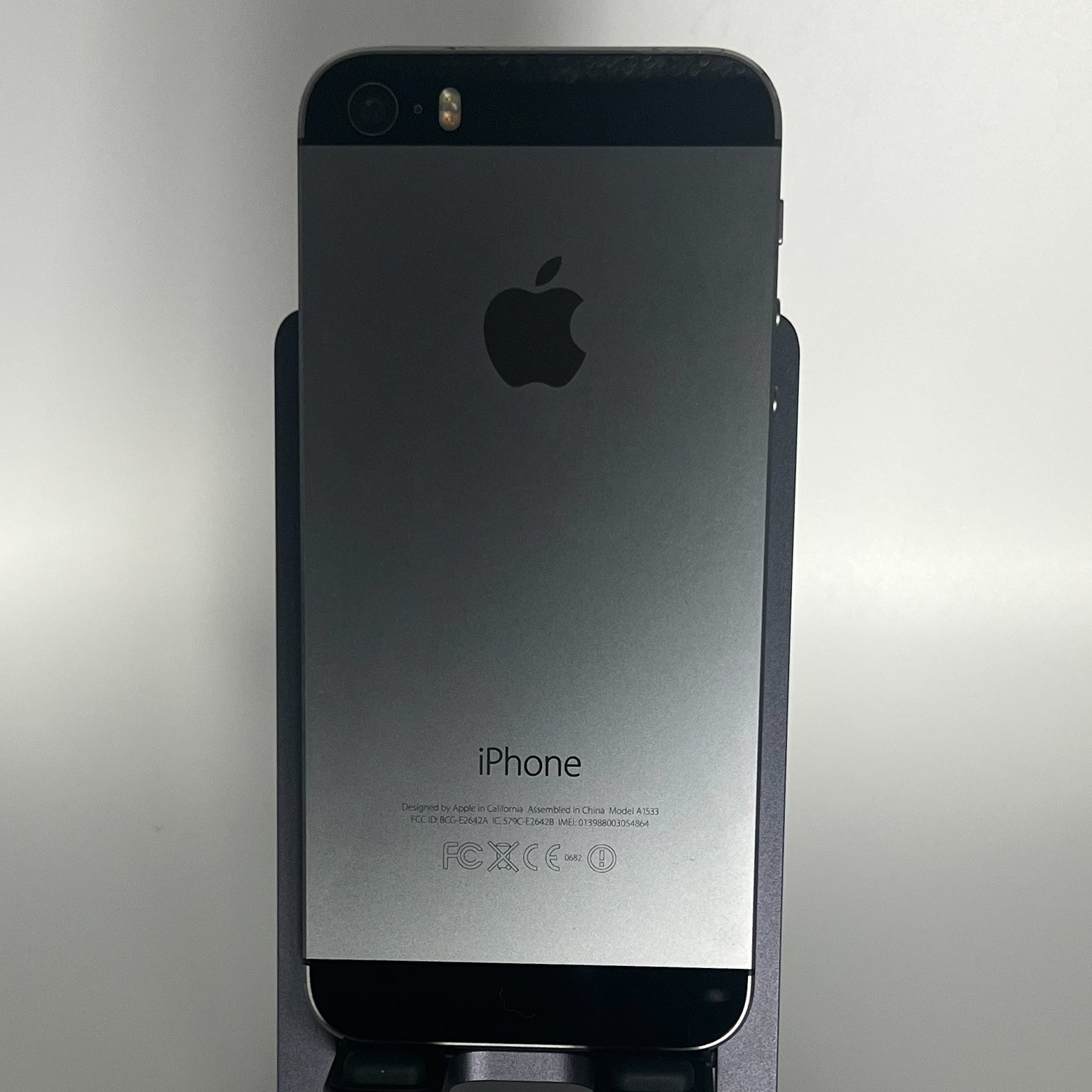 iPhone 5S - iOS 10.3.1 (RARO) - bloqueado - 16 GB - Batería 93%