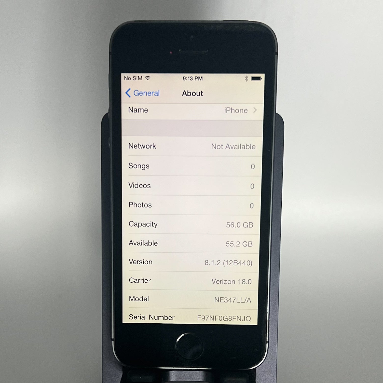 iPhone 5S - iOS 8.1.2 (RARE) - Unlocked - 64GB - Battery 86%