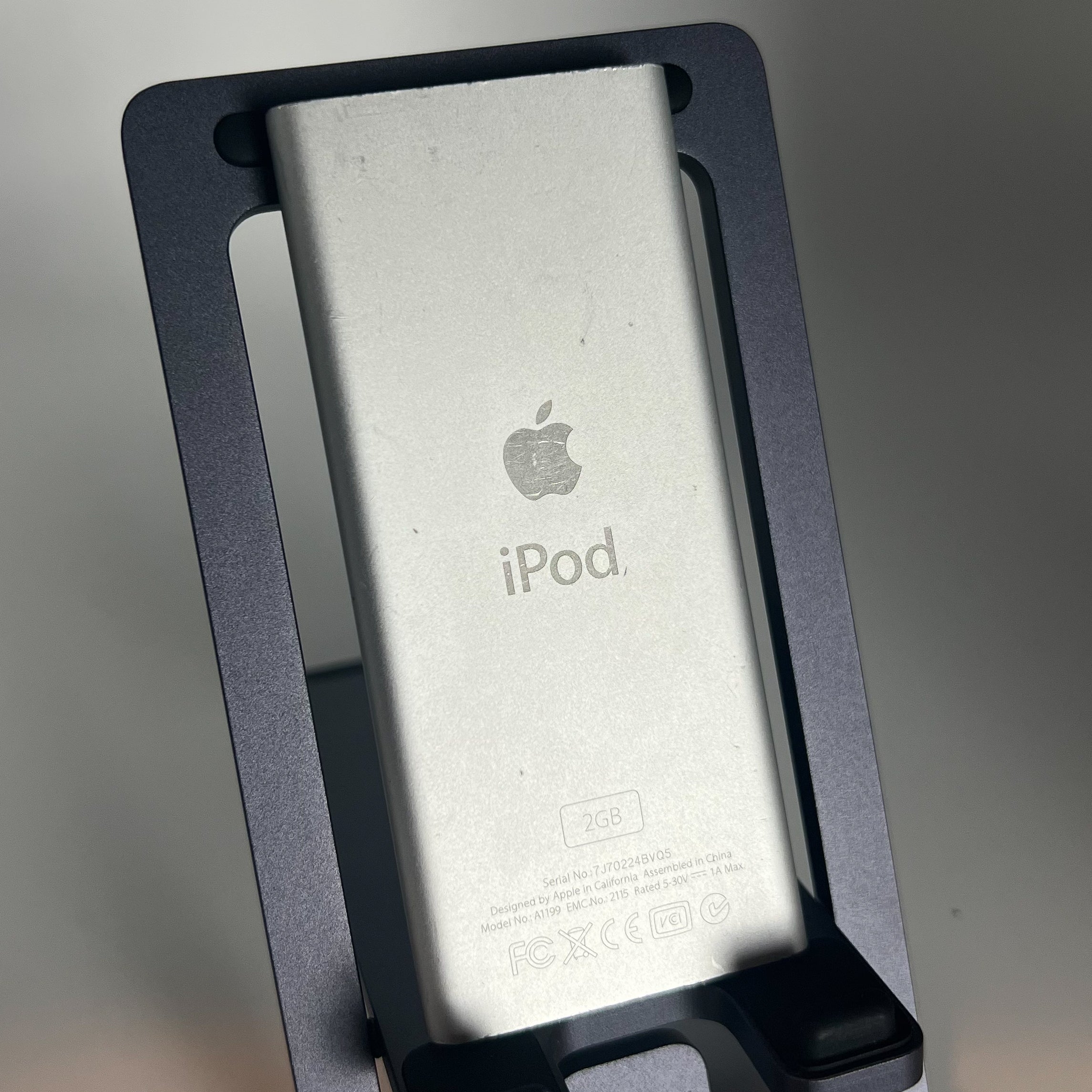 iPod Nano 2 - 2GB - A1199 - Works fine