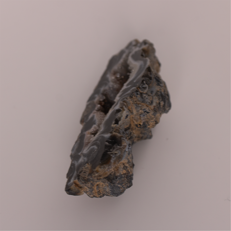 Ágata - Pulida y Teñida - 5,9 x 2,6 x 2,0 cm - 26 g
