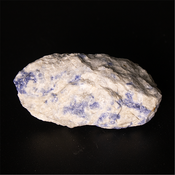 Blue Sodalite - 4.0 x 2.2 x 2.0 cm - 15 g