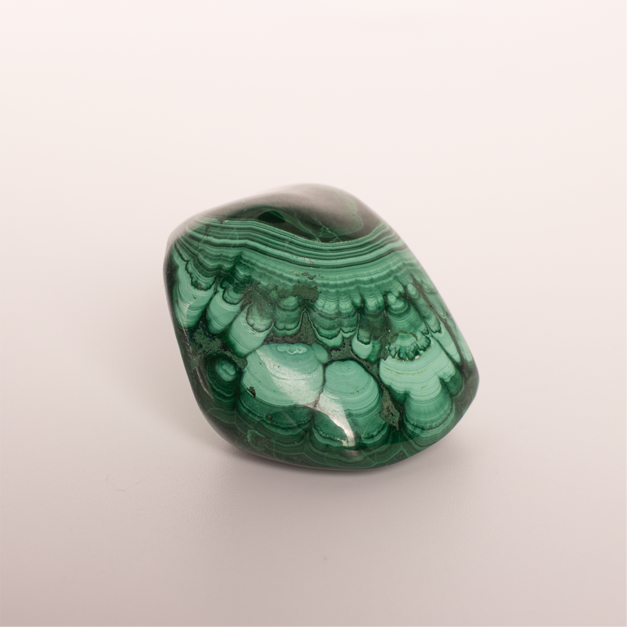 Malachite - Polished - 2.5 x 4.0 x 2.5 cm - 38.3g