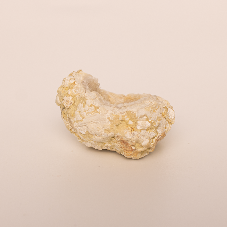 Quartz Geode - 3.2 x 3.0 x 2.0 cm - 14.5g