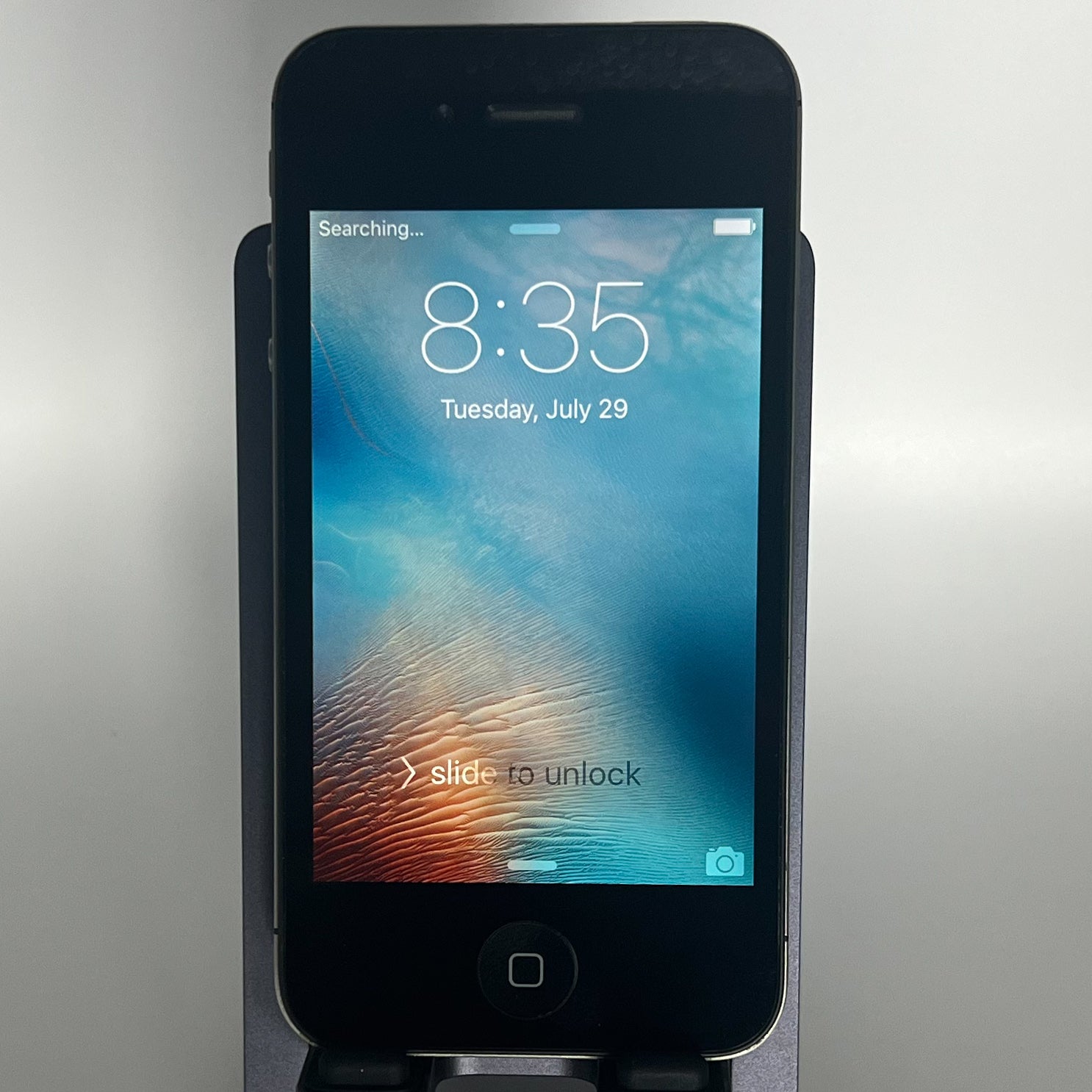 iPhone 4S - Unlocked - Works fine - 16GB - iOS 9.3.6