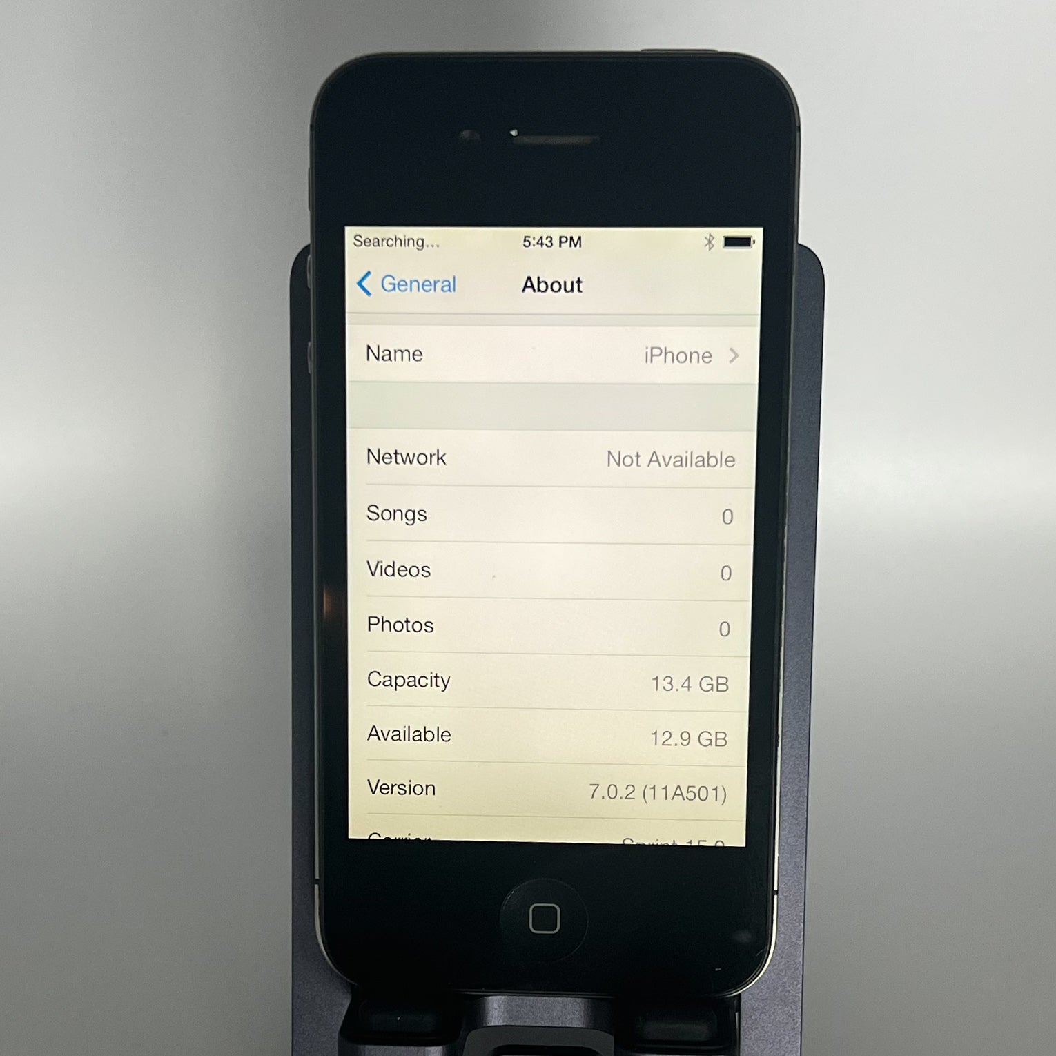iPhone 4S - iOS 7.0.2 (RARE) - Works fine - 16GB - Locked