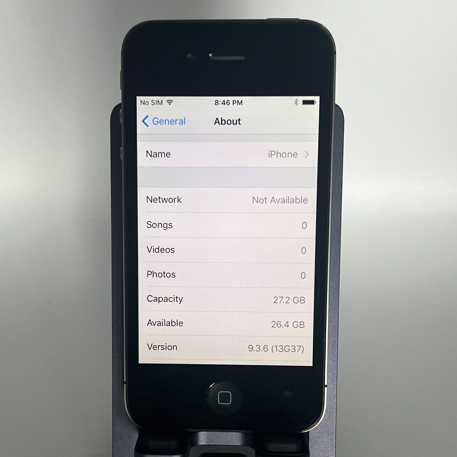 iPhone 4S - Works fine - 32GB - iOS 9.3.6 - Battery 82%