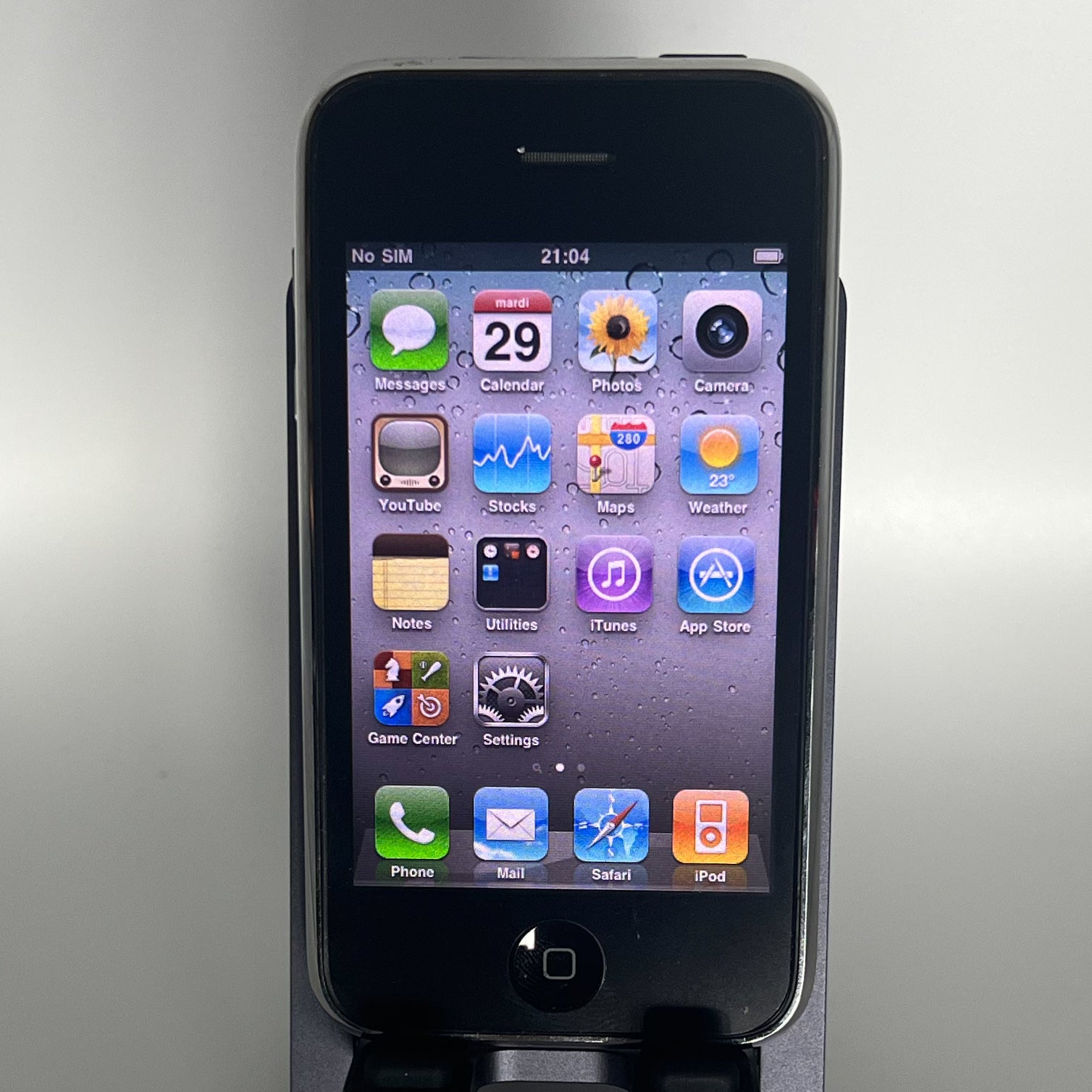 iPhone 3GS - iOS 4.3.3 (RARE) - Works fine - Locked - 8GB