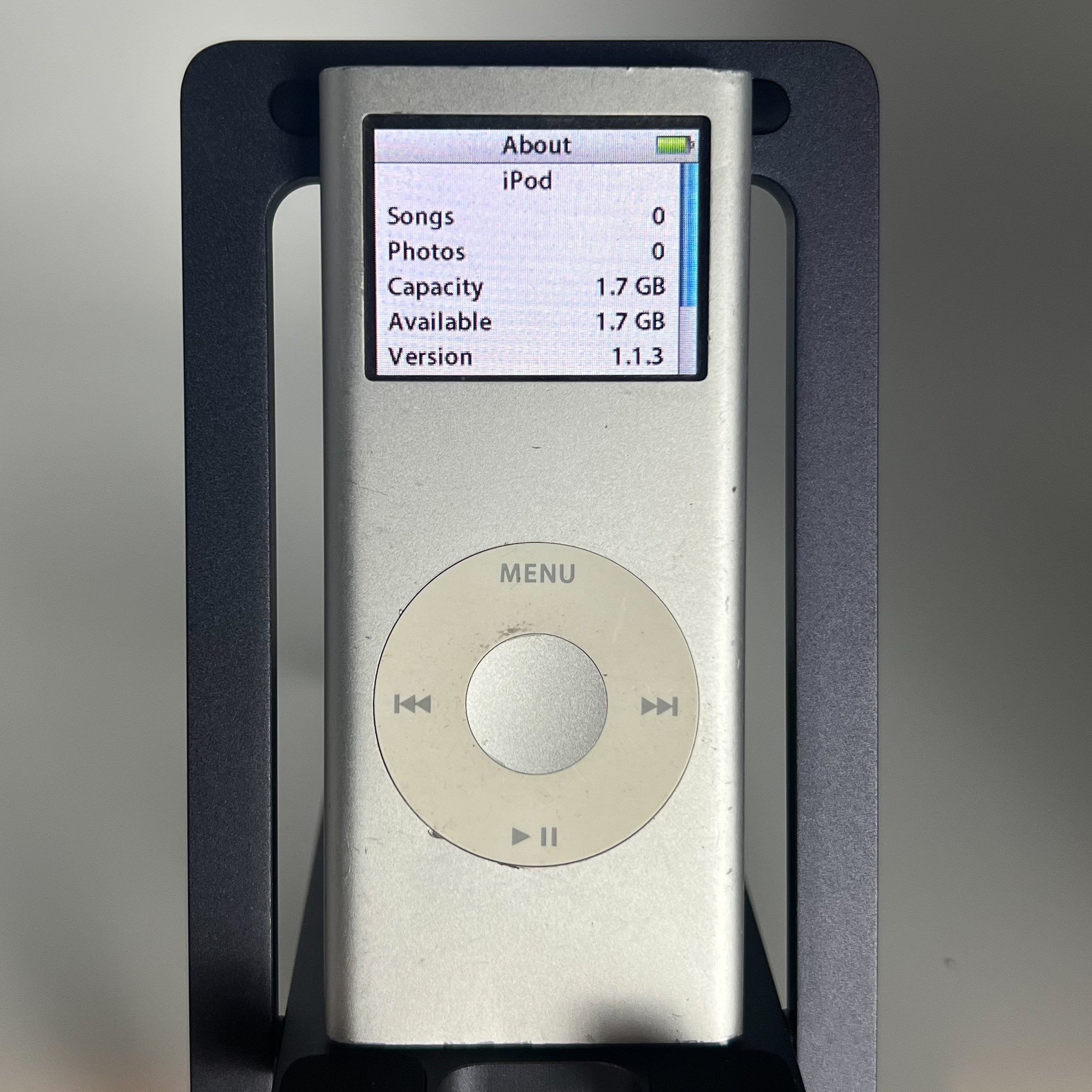 iPod Nano 2 - 2GB - A1199 - Works fine