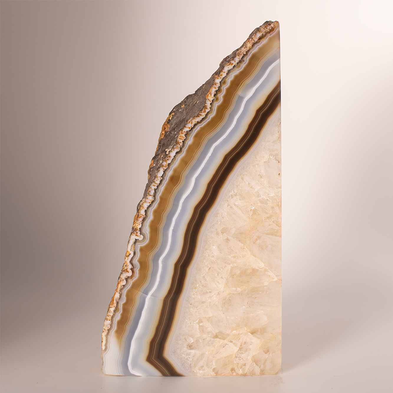 Agate - Polished - 8.5 x 7.1 x 14.0 cm - 956 g